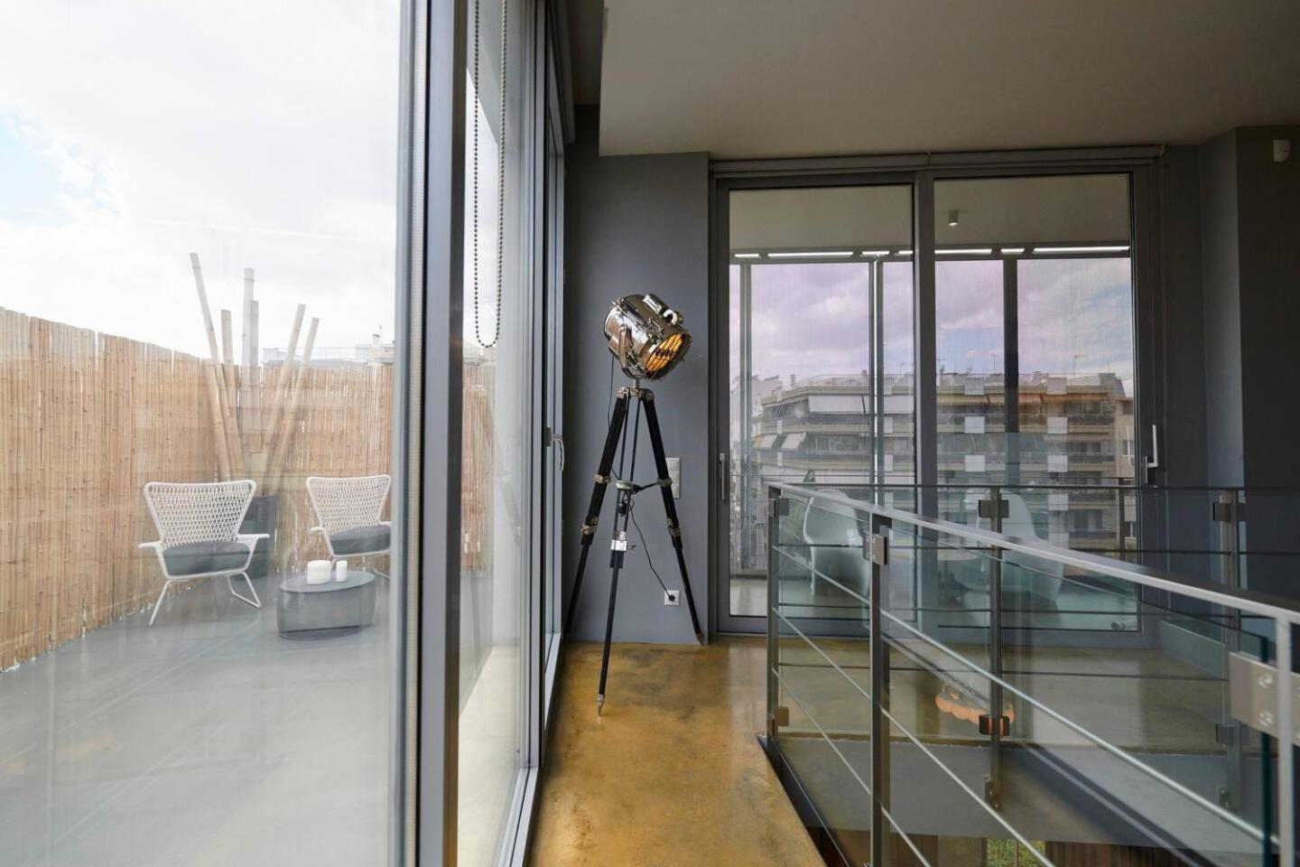 Ma Maison No5 Penthouse Loft, Private Heated Pool, Acropolis View, Ultra High Speed Internet 300 Mbps, Short Walk To Acropolis, Parking Upon Request, 1' From Metro Atenas Exterior foto
