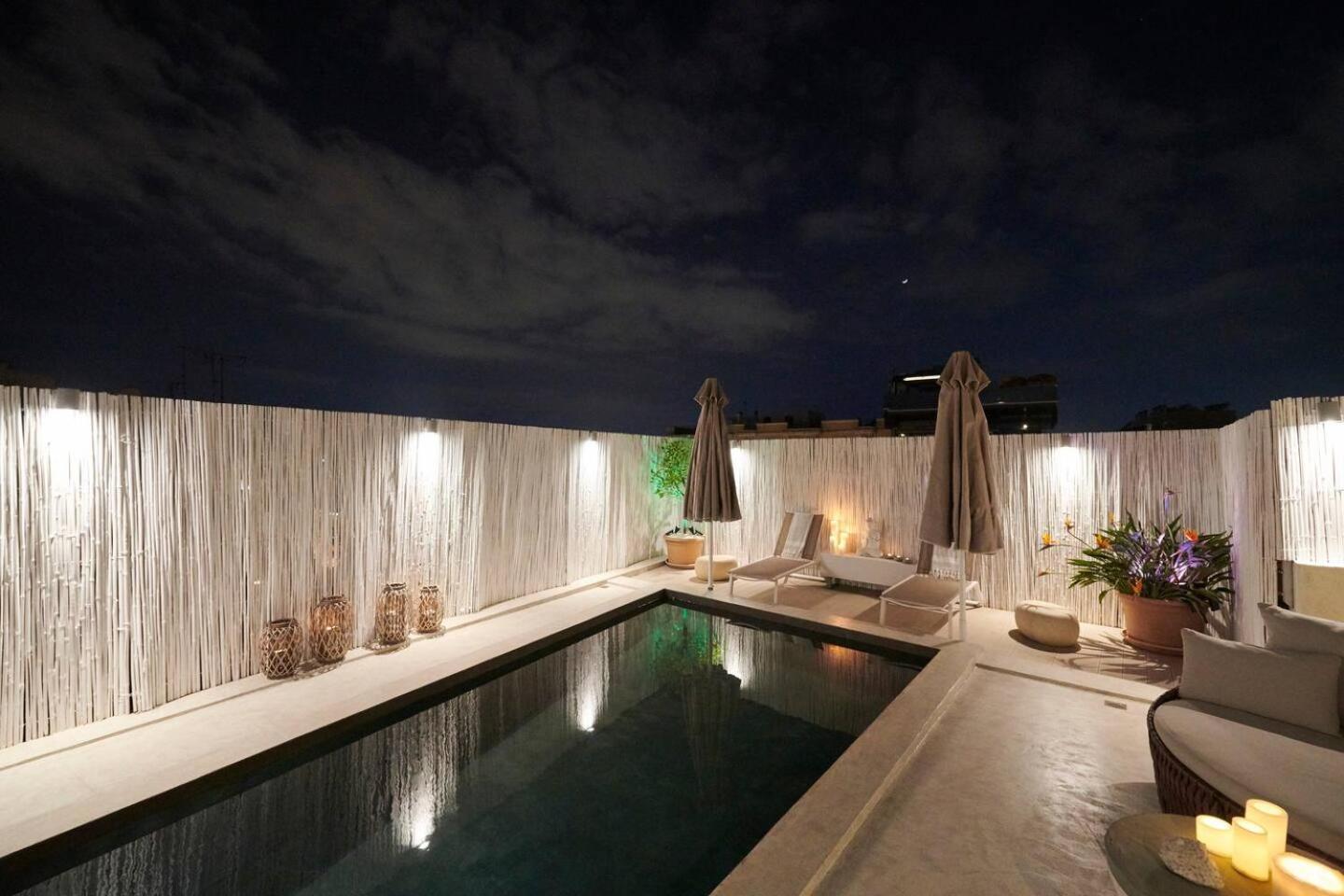 Ma Maison No5 Penthouse Loft, Private Heated Pool, Acropolis View, Ultra High Speed Internet 300 Mbps, Short Walk To Acropolis, Parking Upon Request, 1' From Metro Atenas Exterior foto