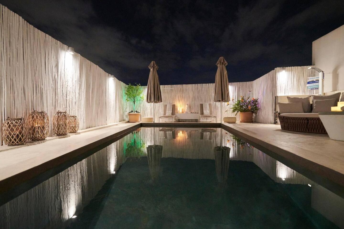 Ma Maison No5 Penthouse Loft, Private Heated Pool, Acropolis View, Ultra High Speed Internet 300 Mbps, Short Walk To Acropolis, Parking Upon Request, 1' From Metro Atenas Exterior foto