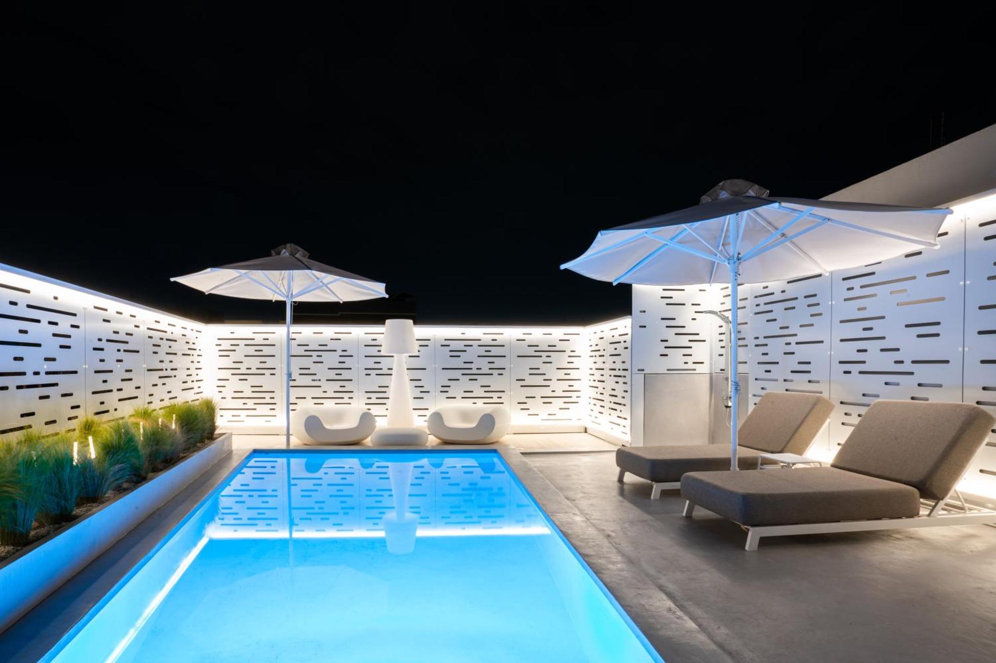 Ma Maison No5 Penthouse Loft, Private Heated Pool, Acropolis View, Ultra High Speed Internet 300 Mbps, Short Walk To Acropolis, Parking Upon Request, 1' From Metro Atenas Exterior foto