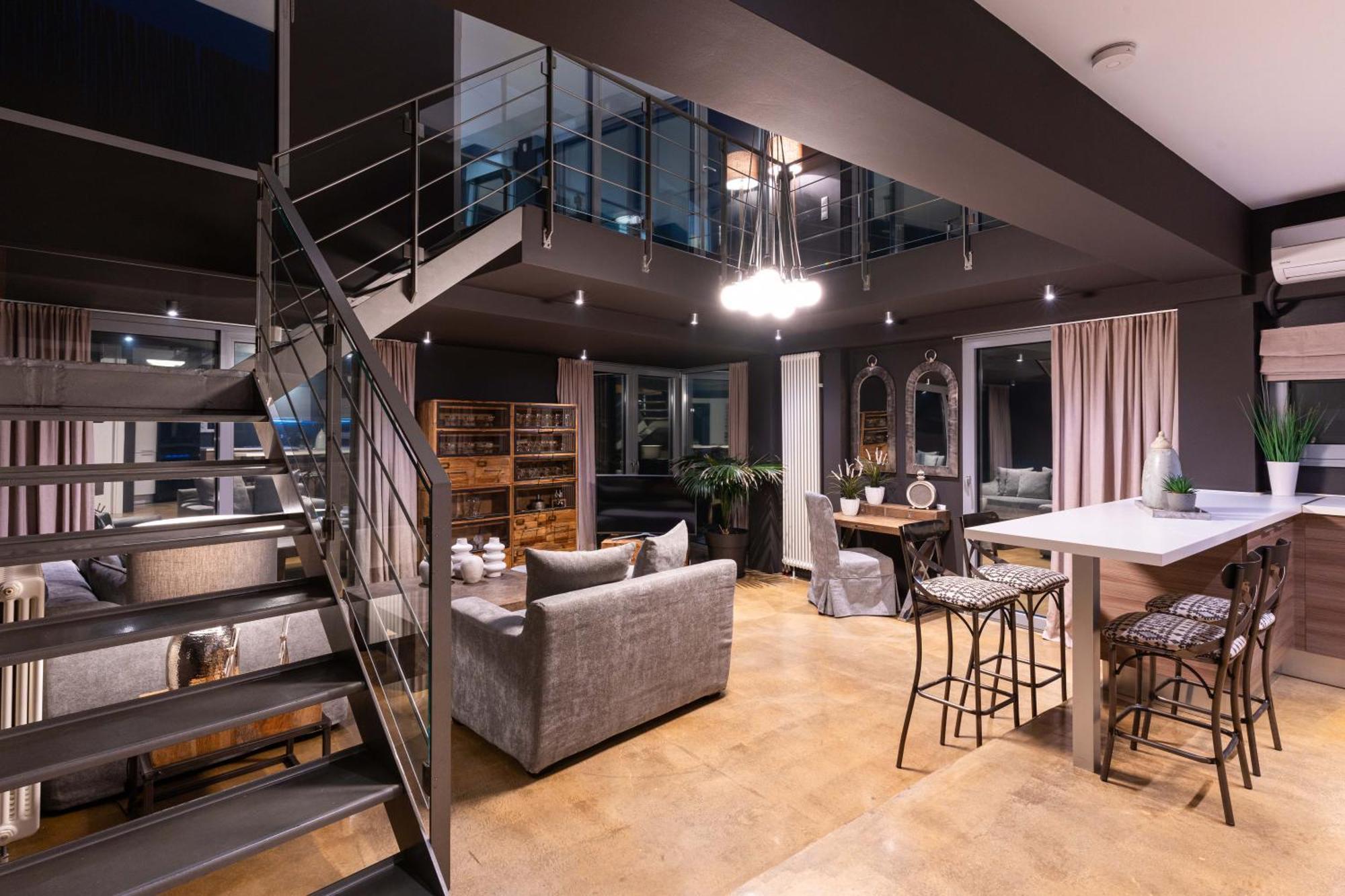 Ma Maison No5 Penthouse Loft, Private Heated Pool, Acropolis View, Ultra High Speed Internet 300 Mbps, Short Walk To Acropolis, Parking Upon Request, 1' From Metro Atenas Exterior foto